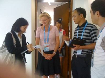 英语陪同翻译 英语陪同翻译