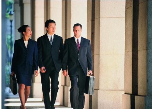 商务陪同口译一天多少钱 商务陪同口译一天多少钱